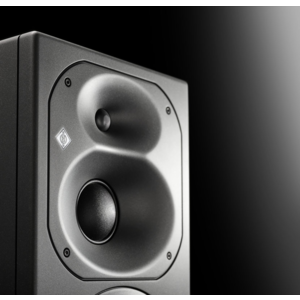 KH-420-Macro1_Neumann-Studio-Monitor_G